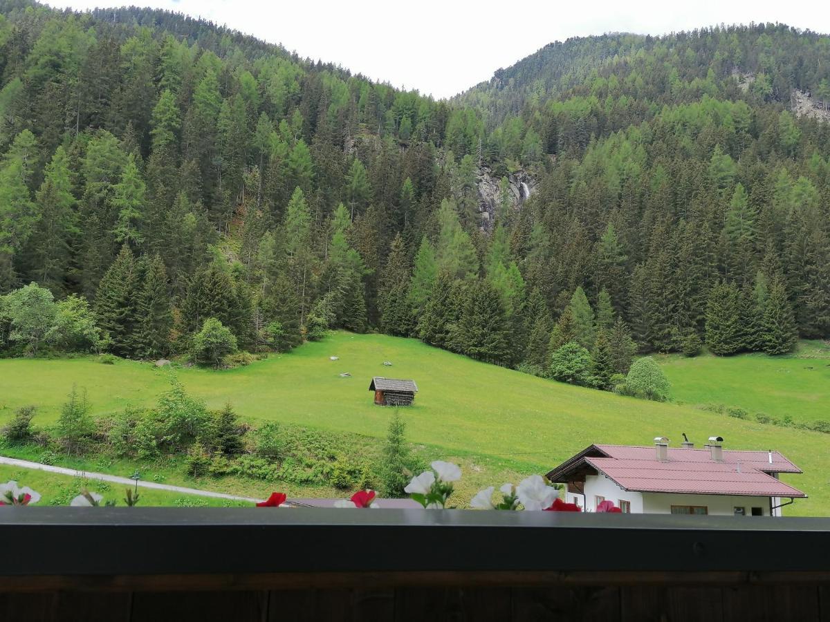 Apart Gschwandthof Sankt Leonhard im Pitztal Exterior photo